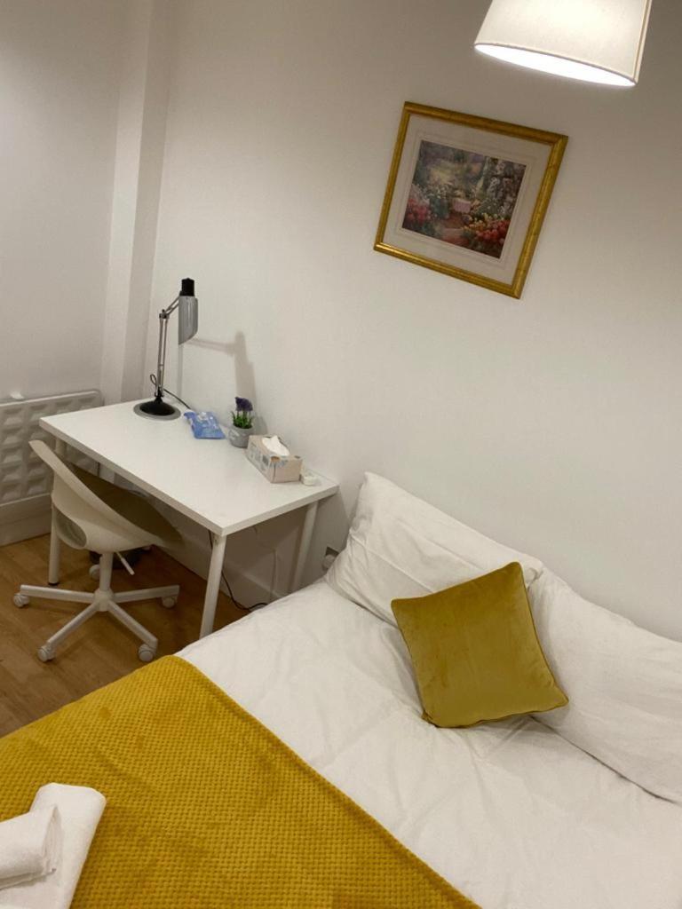 Cosy Private Rooms Near Euston Station, Central Londres Exterior foto